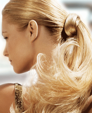 Биотин на капсули е хранителна добавка, която подпомага за разстежа на косата.