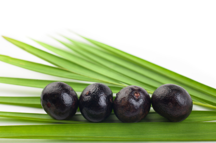 Плодът aкай помага за ускоряване на метаболизма, съдейства за смъкване на излишните килограми чрез изгаряне на мазнините
