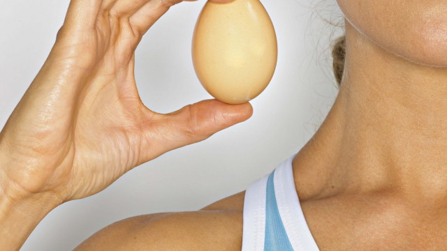 Яйчният белтък съдържа много хранителни ензими.