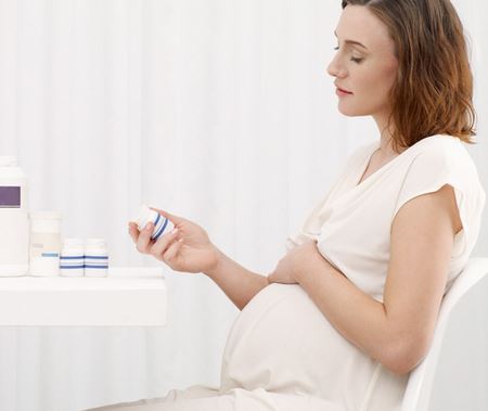 Витамин Д е една от важните хранителни добавки по време на бременност.