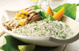 Белият среднозърнест ориз е изключително популярен и е подходящ за гарнитури