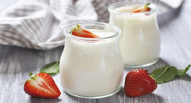 Кефир е кисело-млечен течен продукт, изключително полезен за здравето на човека