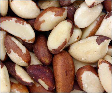 Бразилският орех е много богат на селен, който е полезен за щитовидната жлеза.
