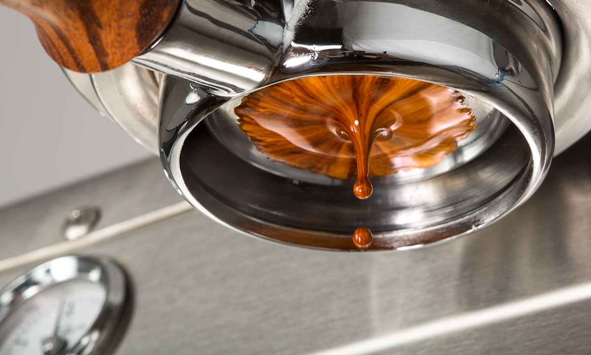Breakfast Filter Coffee от  Julius Meinls на страхотна цена е обработено чрез влажен метод, благодарение на което кафето постига най-високо качество. 
