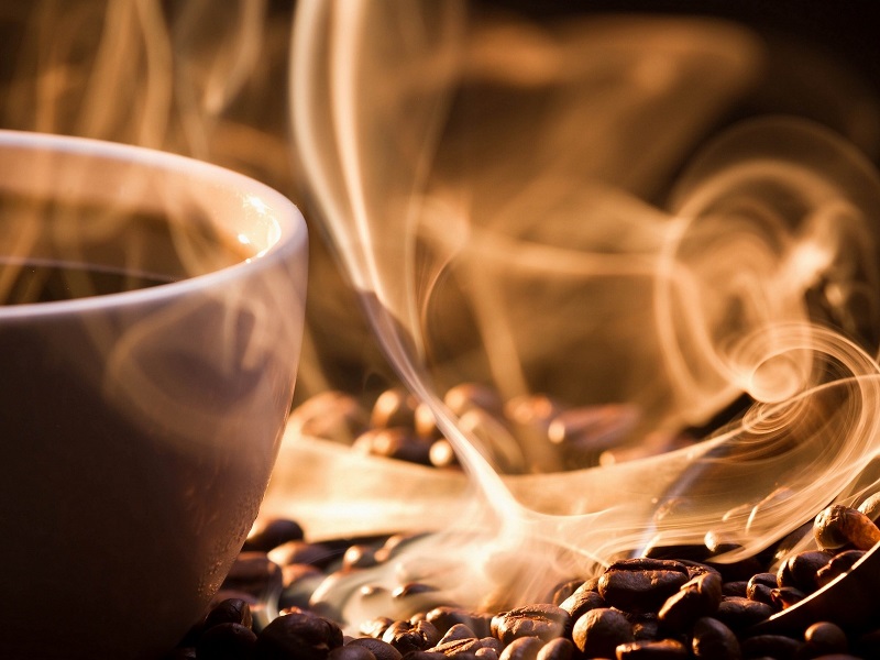 Julius Meinls Grande Espresso на топ цена е отличнен избор за тези, които нямат възможност или желание да мелят и варят кафето си. 