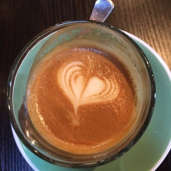 Nespresso Cafezinho do Brasil 10 бр. Кафе капсули на изгодна цена е с леки тревни нюанси във вкуса и срахотен аромат