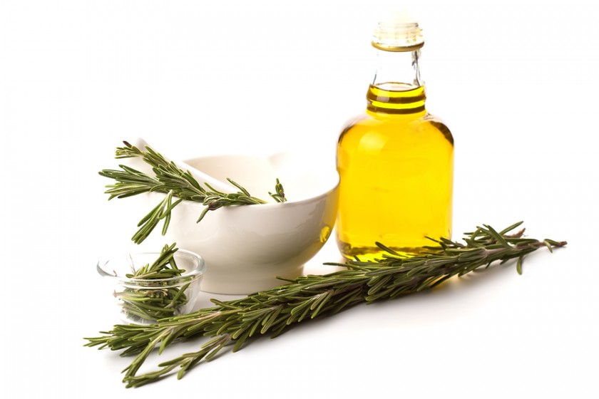 Essential Oils Rosemary от Now Foods е превъзходен стимулатор на мозъчната активност и подобрява паметта. 